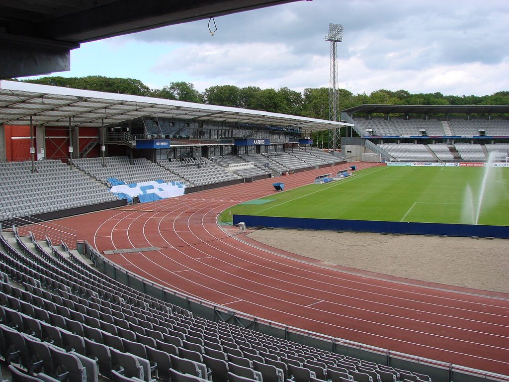 Khán đài sân bóng tại Aarhus gắn với các trận đấu của AGF
