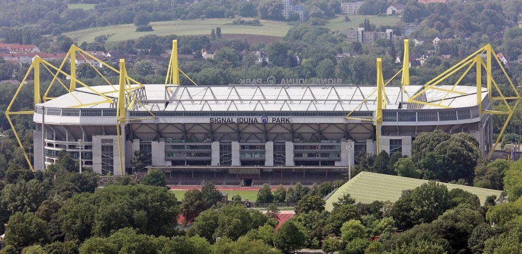Signal Iduna Park new sign, hình ảnh sân vận động tại Bundesliga