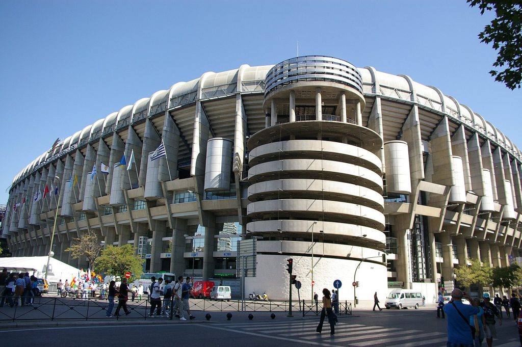 Estadio Santiago Bernabeu - vista exterior, hình ảnh sân vận động tại LaLiga