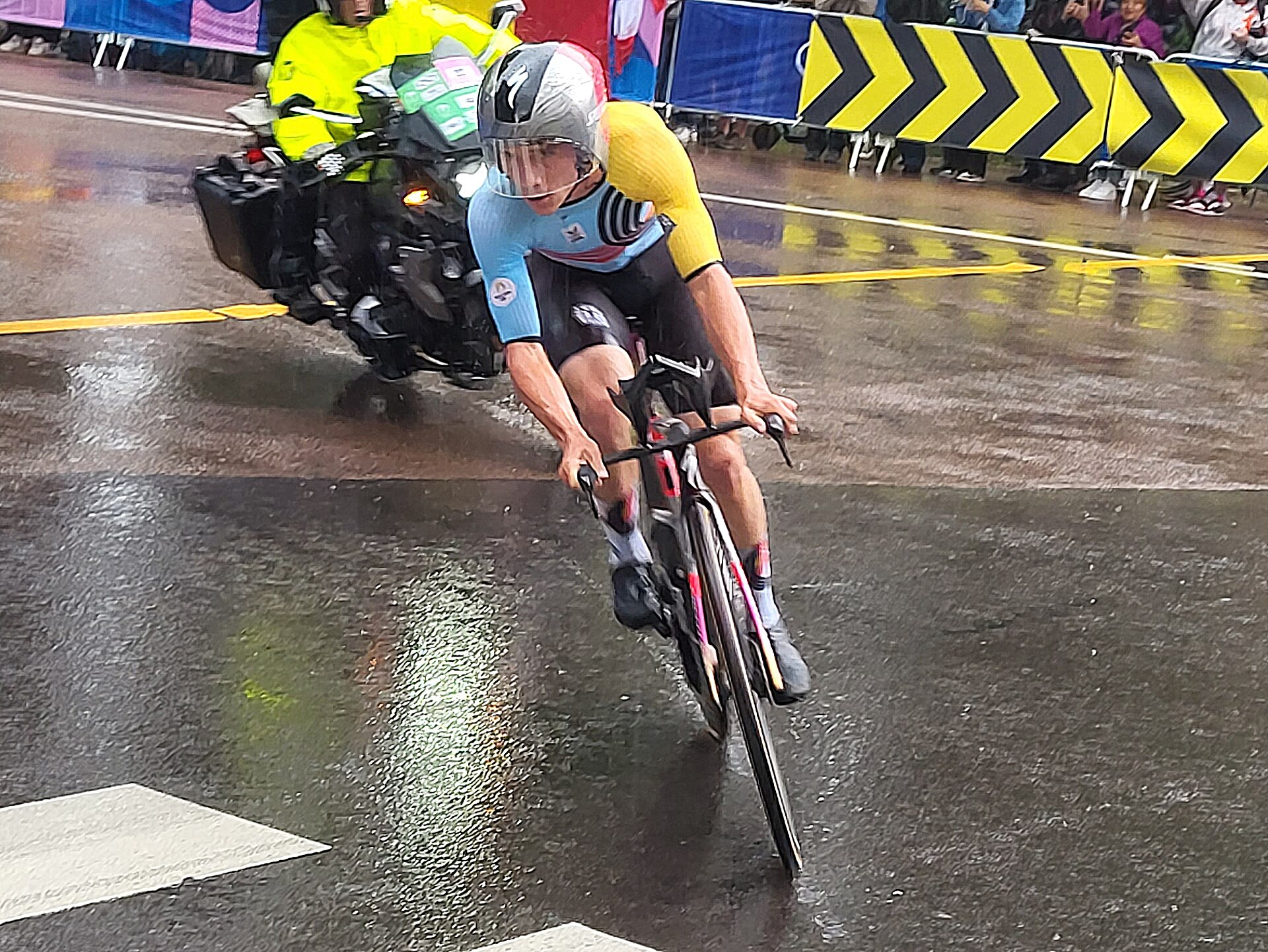 Remco Evenepoel đối thủ của Pogacar ở chặng 16 Tour de France 2026