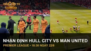 Hull City và Manchester United trong ảnh thi đấu tư liệu