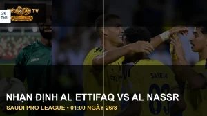 Moussa Dembélé của Al Ettifaq và Cristiano Ronaldo của Al Nassr trong ảnh SPL